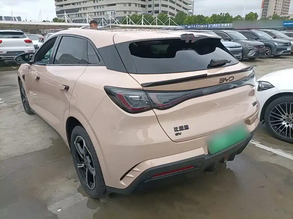 BYD Seal 06GT — фото 8