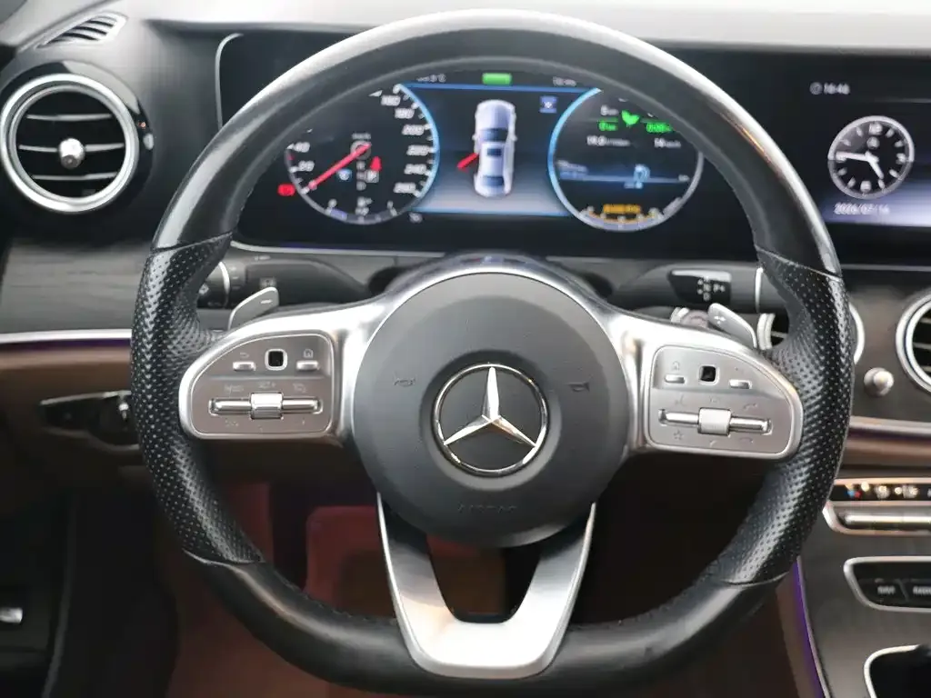 Mercedes-Benz E-Class (Import) — фото 7