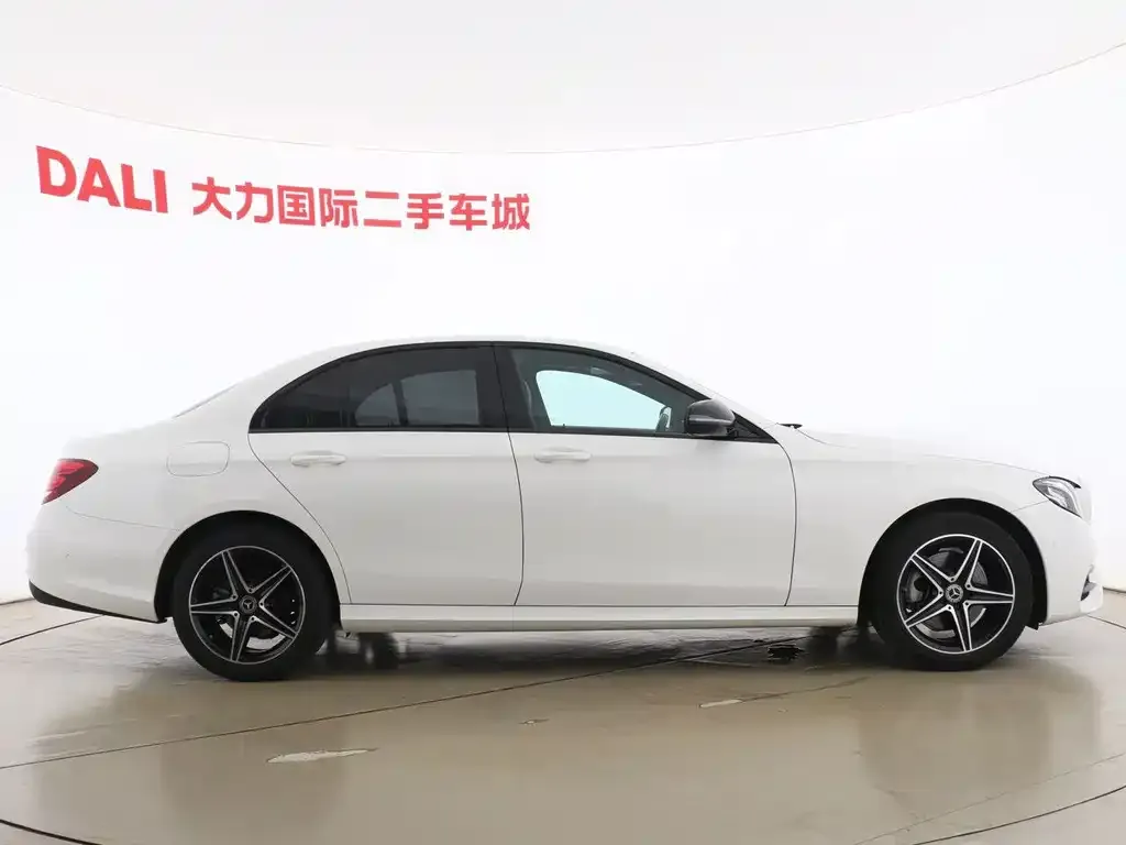 Mercedes-Benz E-Class (Import) — фото 10