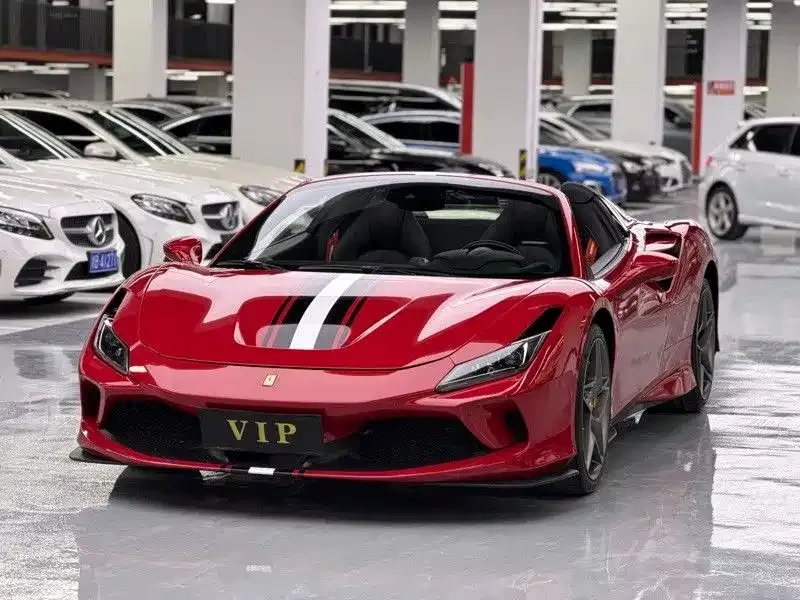 Ferrari F8 — фото 1