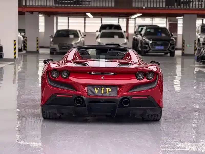 Ferrari F8 — фото 6