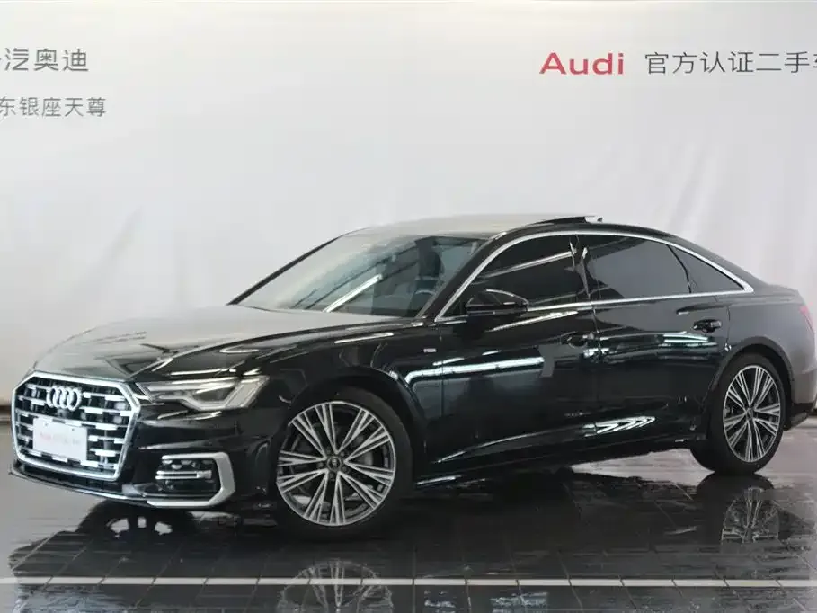 Audi A6L — фото 1