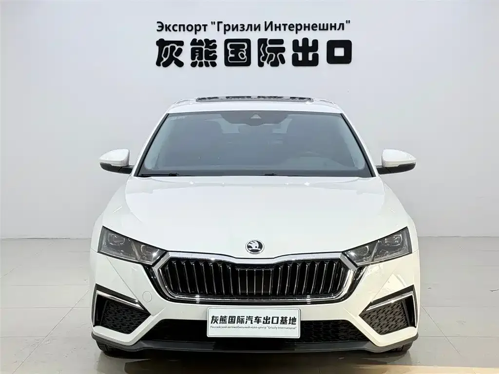 Skoda Octavia — фото 3