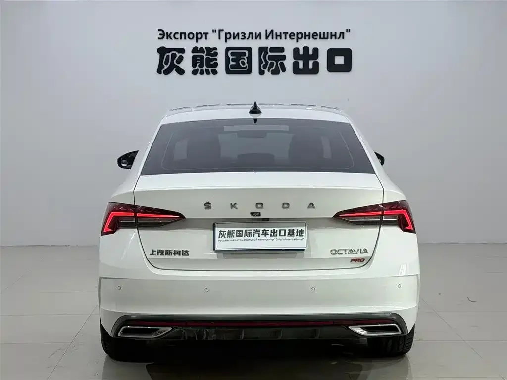 Skoda Octavia — фото 4