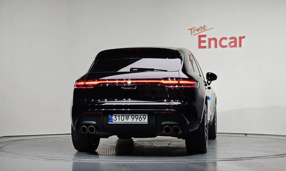 Porsche Macan — фото 8