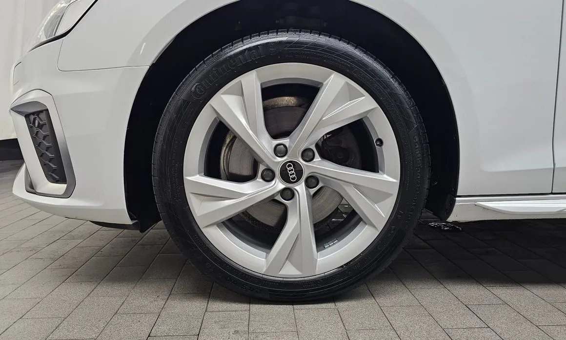 Audi A4 2021 из KR, фото 8