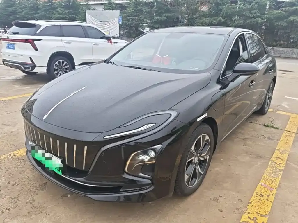 Hongqi E-QM5 — фото 8