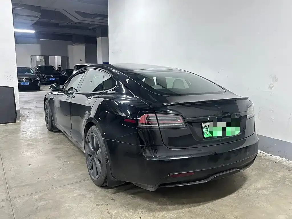 Tesla Model S — фото 6