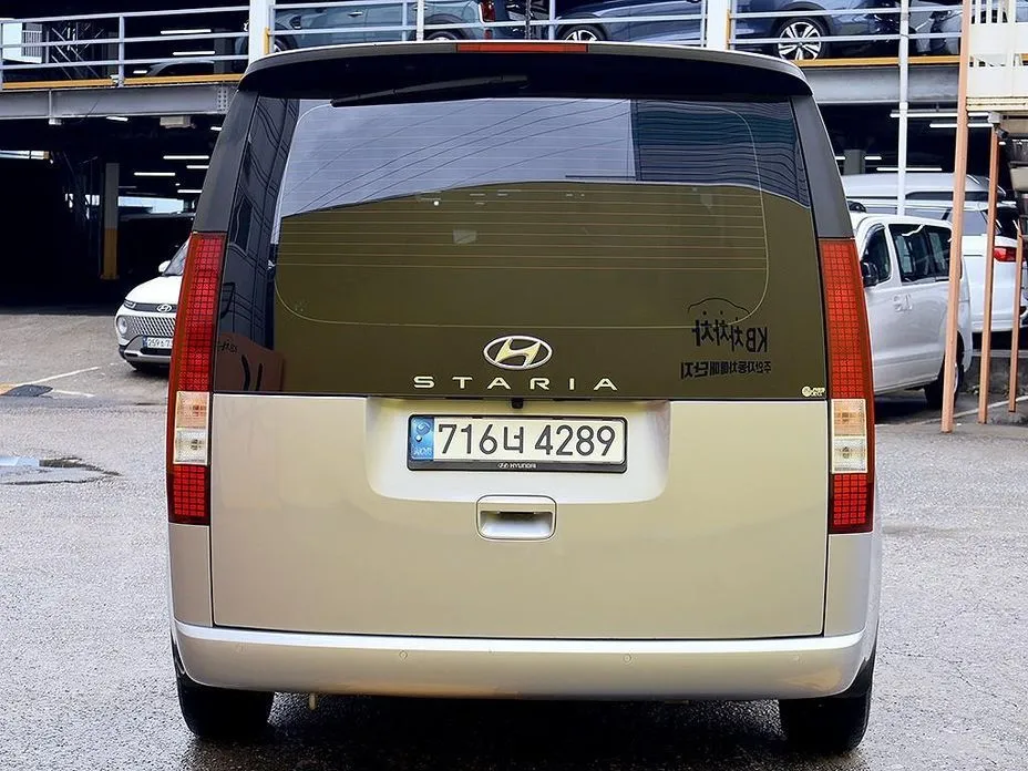 Hyundai Staria — фото 8