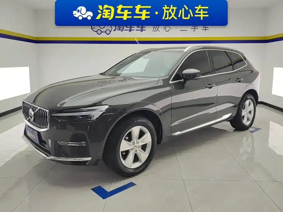 Volvo XC60 — фото 1