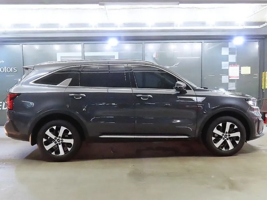 Kia Sorento — фото 3