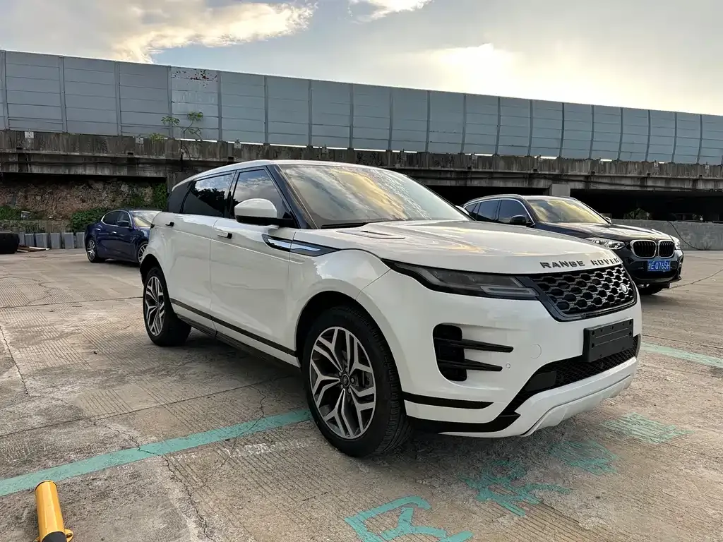 Land Rover Evoque — фото 8