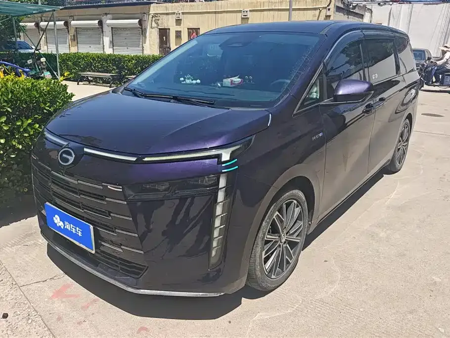 GAC Motor 传祺E8 PHEV — фото 1