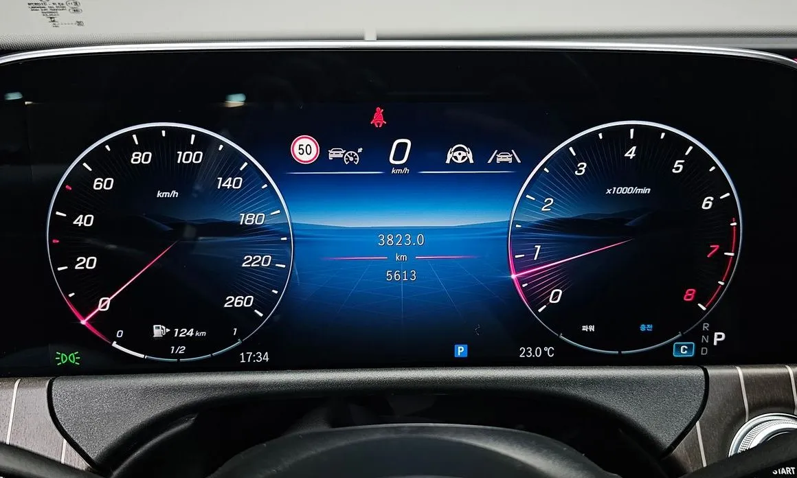 Mercedes-Benz E-Class — фото 6