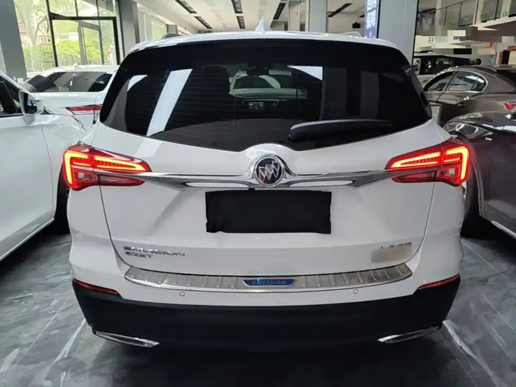Buick Envision Plus — фото 7