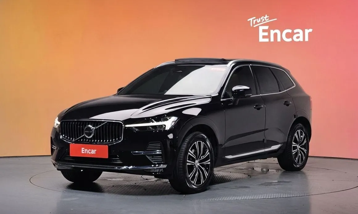 Volvo XC60 — фото 1