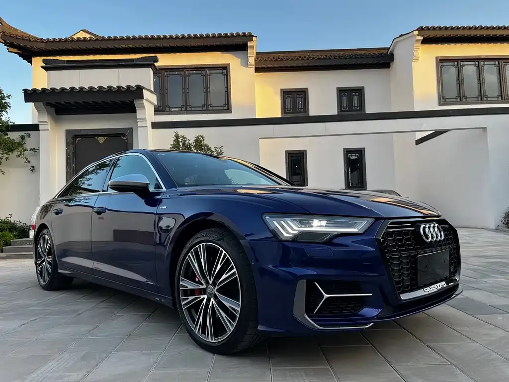 Audi A6L — фото 7