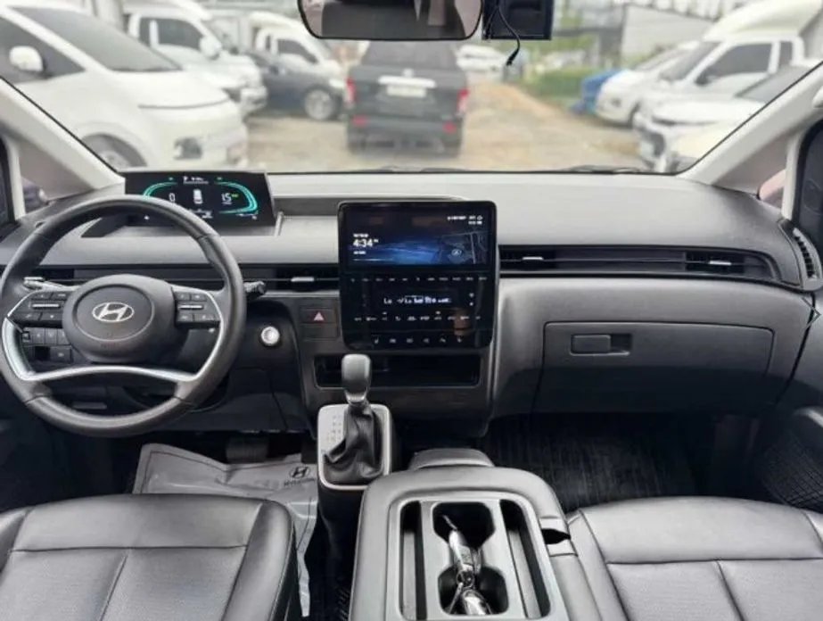 Hyundai Staria — фото 10