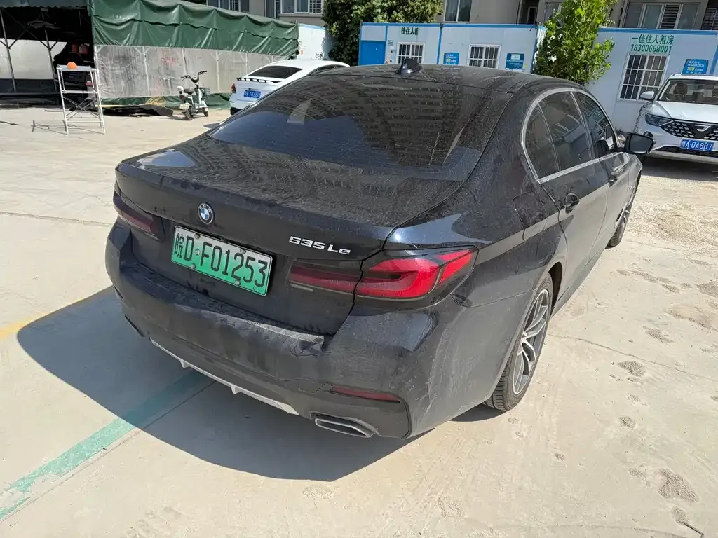 BMW 5 Series New Energy — фото 9