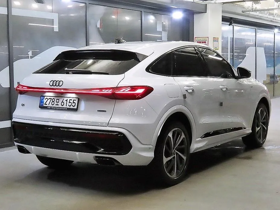 Audi Q5 2025 из KR, фото 6