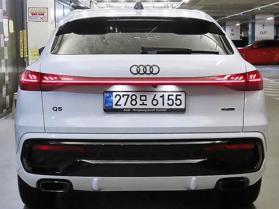 Audi Q5 2025 из KR, фото 5