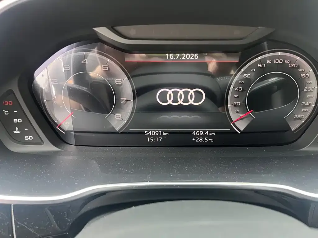 Audi Q3 — фото 5
