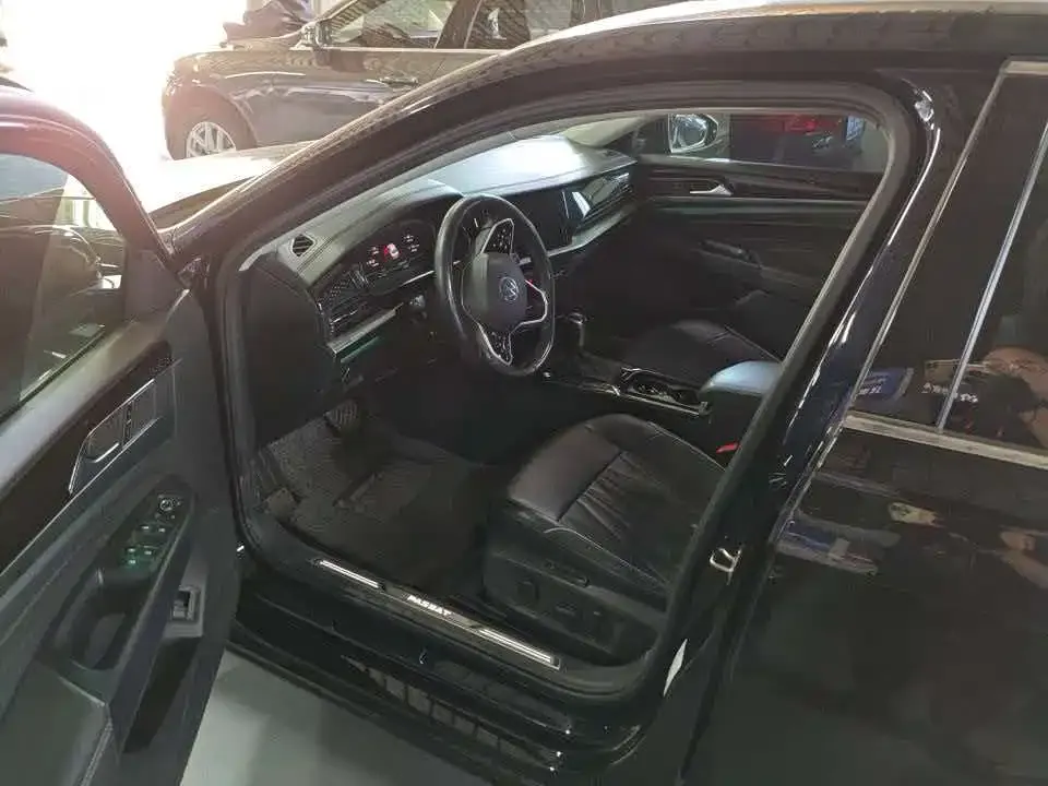 Volkswagen Passat — фото 7