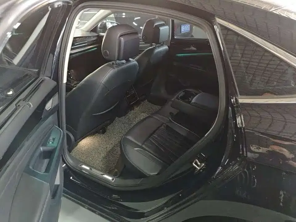 Volkswagen Passat — фото 5