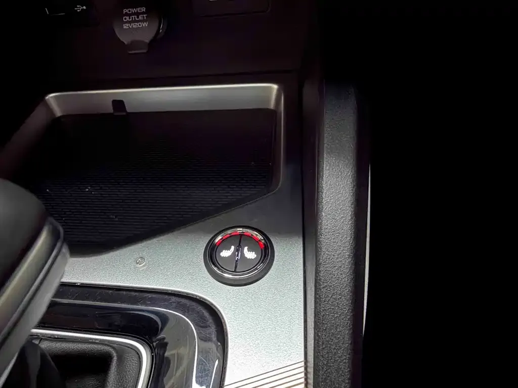 Geely Emgrand L 2022 из CN, фото 5