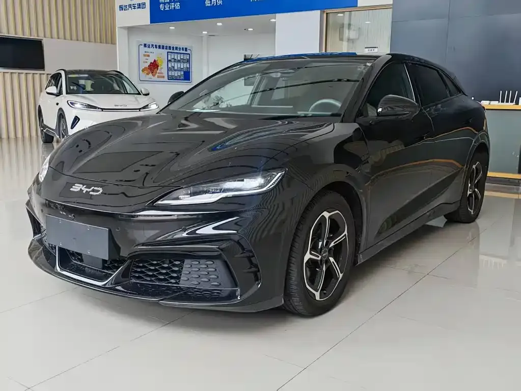 BYD Seal 06GT — фото 1