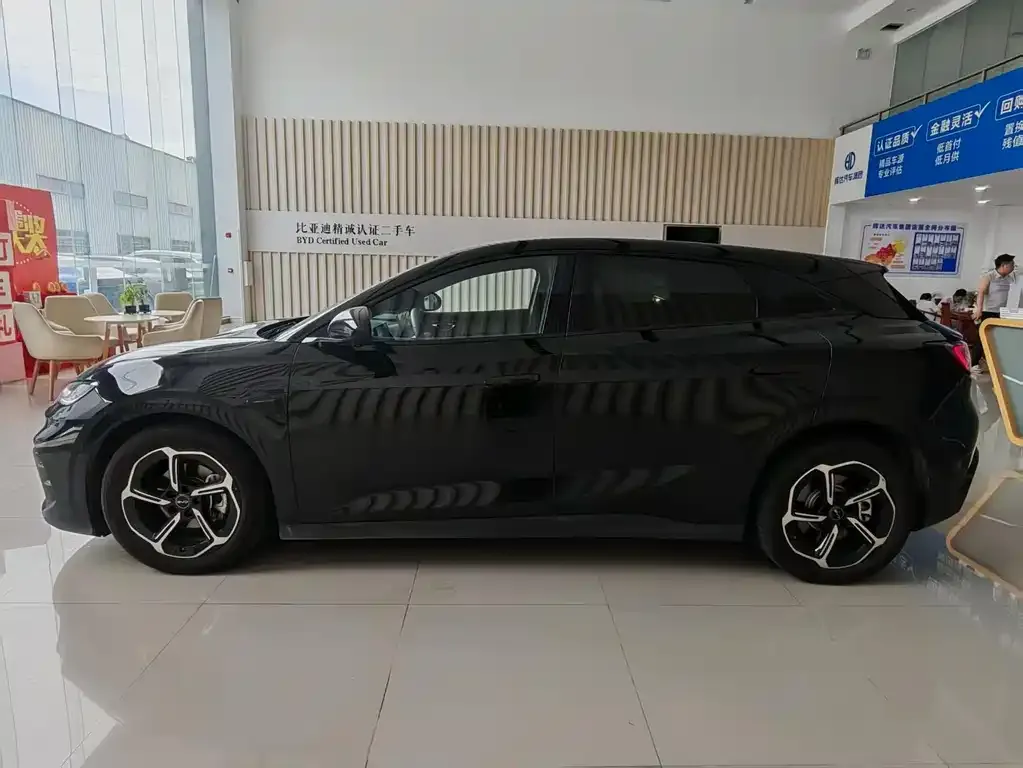 BYD Seal 06GT — фото 9