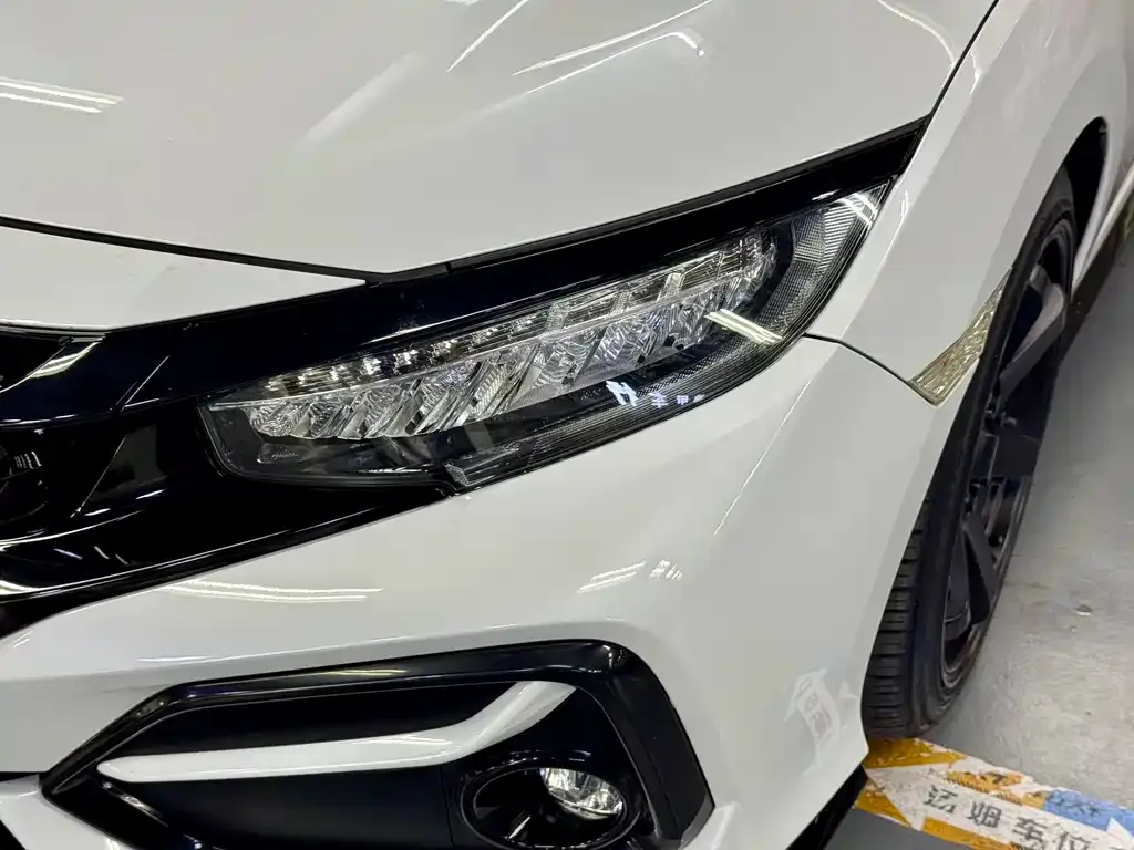 Honda Civic — фото 6