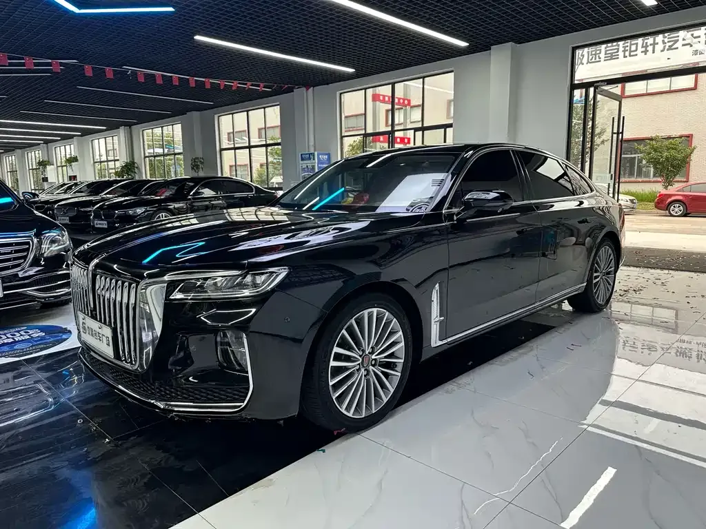 Hongqi H9 — фото 1