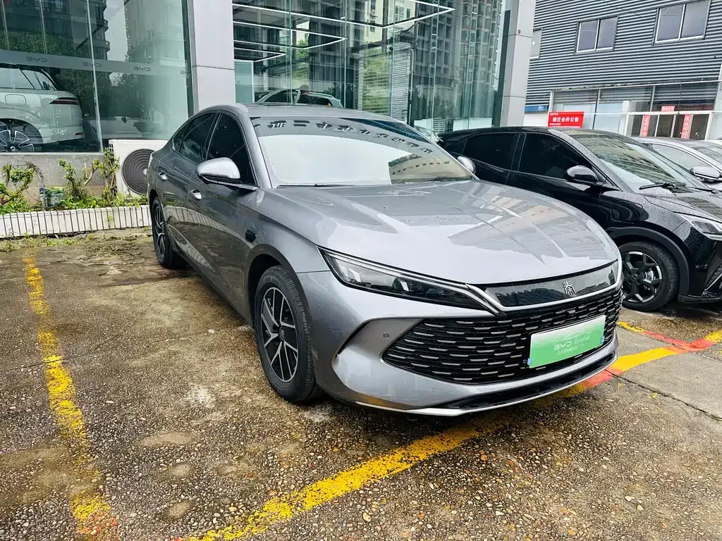 BYD Qin L — фото 9
