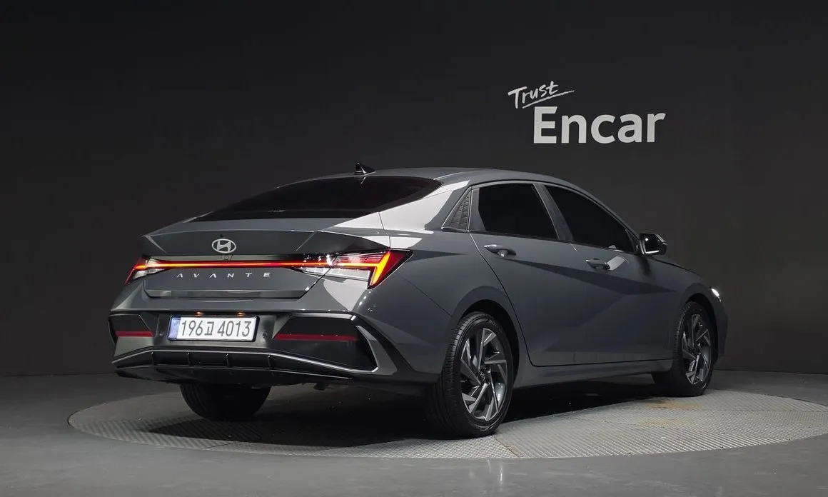 Hyundai AVANTE — фото 2