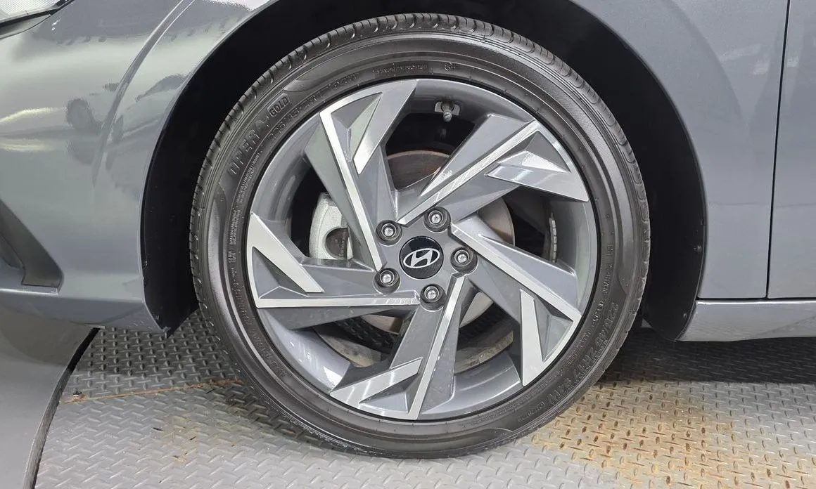 Hyundai AVANTE — фото 8