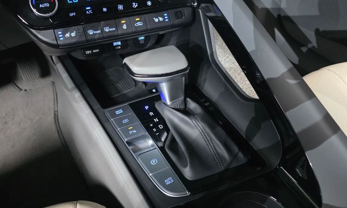 Hyundai AVANTE — фото 4