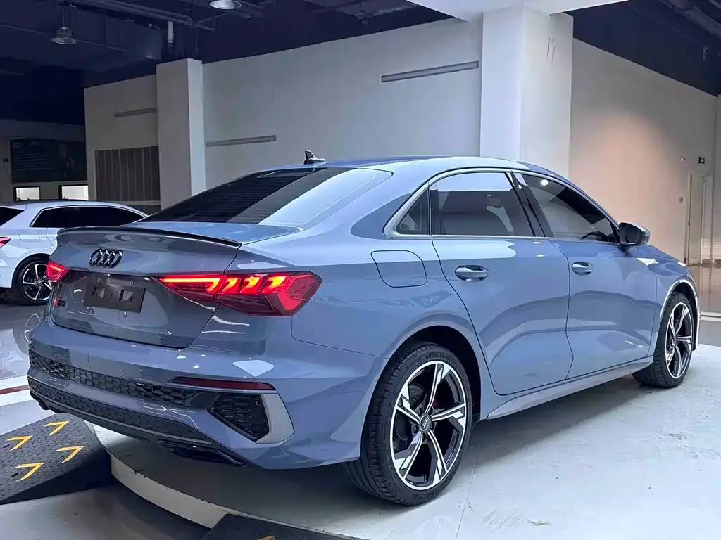 Audi A3 — фото 10