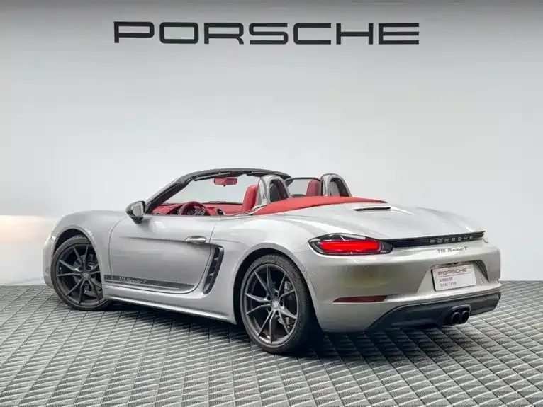 Porsche 718 — фото 6