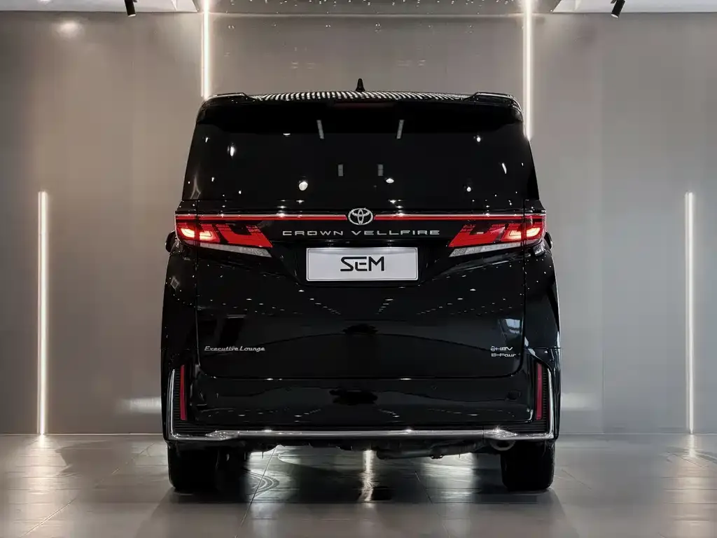 Toyota Vellfire — фото 2