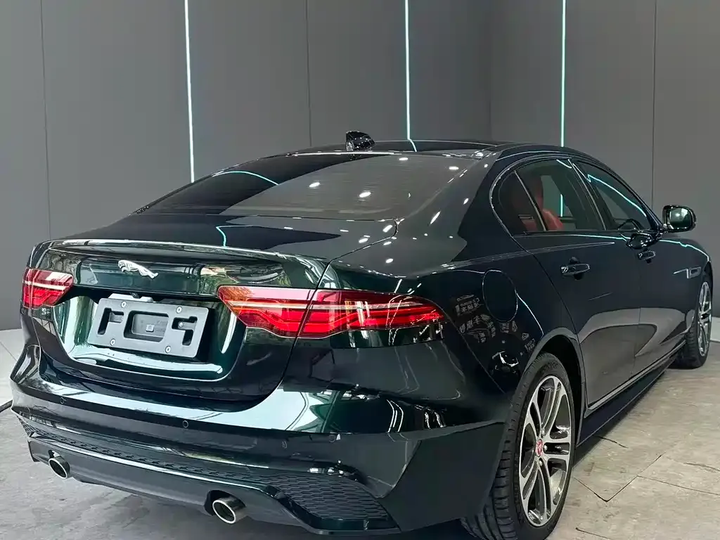 Jaguar XEL — фото 10
