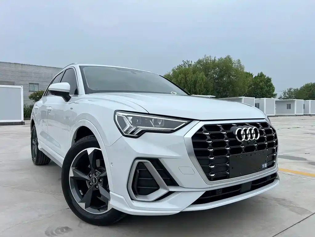 Audi Q3 — фото 5