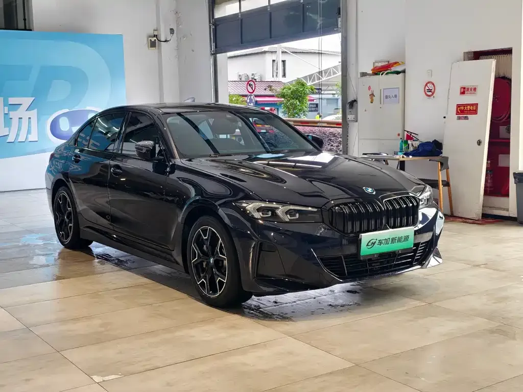 BMW i3 — фото 8