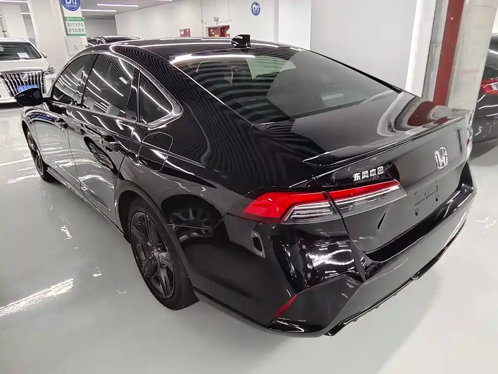 Honda Inspire 2024 из CN, фото 3