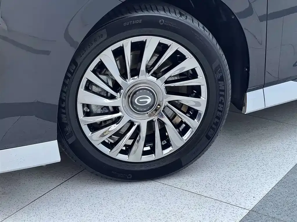 GAC Motor Trumpchi M8 — фото 8
