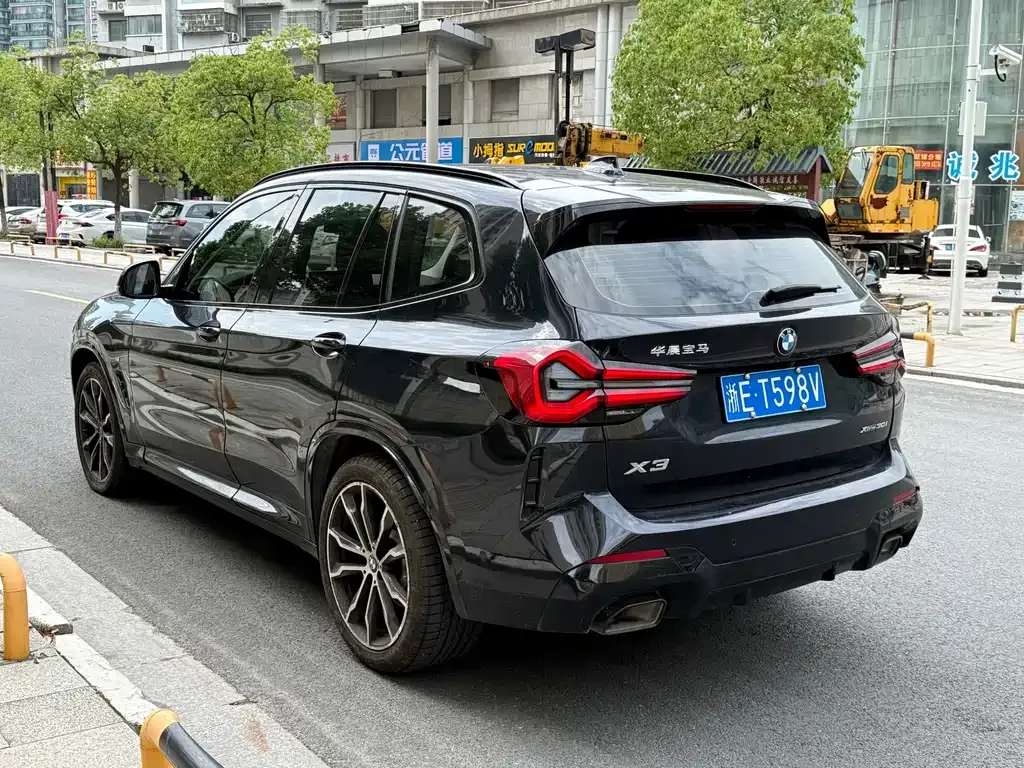 BMW X3 — фото 10