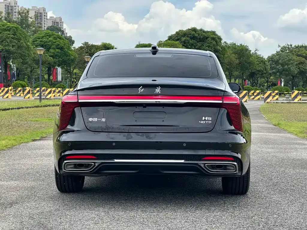 Hongqi H5 — фото 7