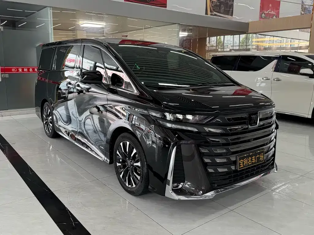 Toyota Vellfire — фото 6