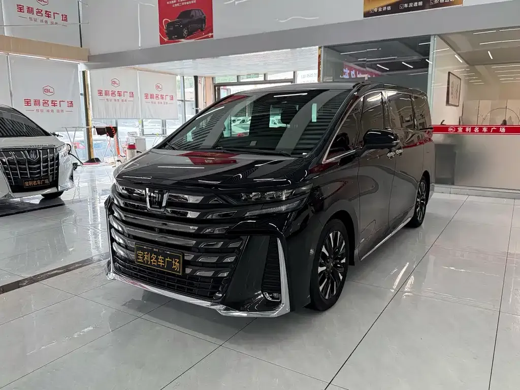 Toyota Vellfire — фото 9