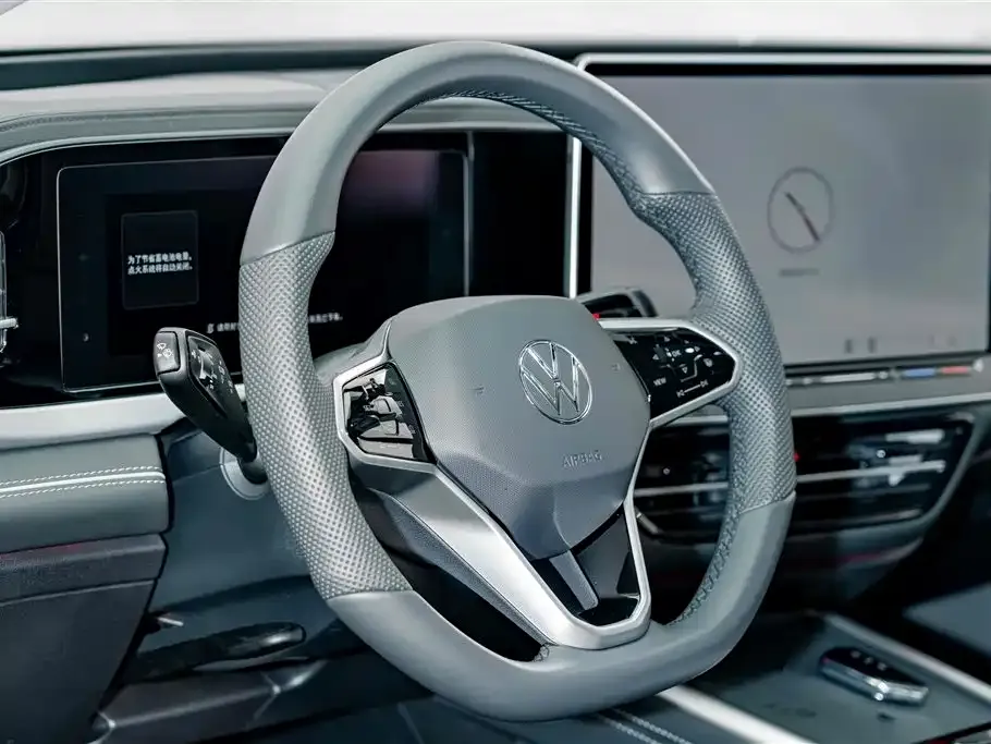 Volkswagen Passat — фото 10